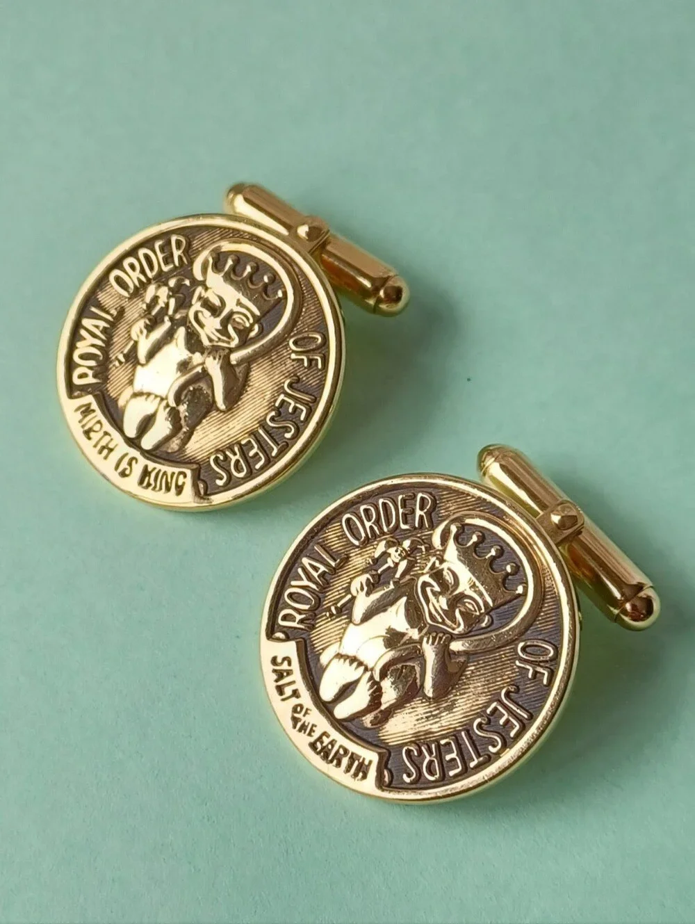 ROYAL ORDER OF JESTERS MIRTH IS KING GOLD-TONE CUFFLINKS 7/8